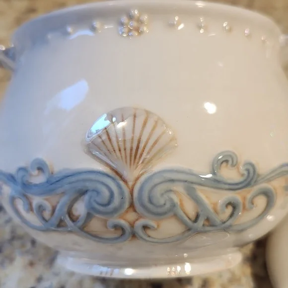 Coastal Seashell Covered Dish With Spreader - Picture 6 of 10